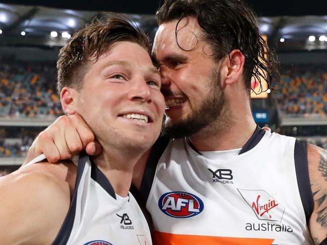 BRISBANE, AUSTRALIA - SEPTEMBER 14: Toby Greene (left) and Zac Williams of the Giants celebrate during the 2019 AFL Second Semi Final match between the Brisbane Lions and the GWS Giants at the Gabba on September 14, 2019 in Brisbane, Australia. (Photo by Michael Willson/AFL Photos via Getty Images)