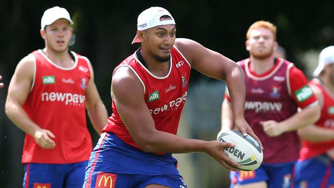 Pauli Pauli will play off the bench for the Knights.