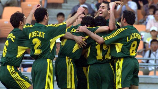 The Socceroos celebrate Clayton Zane’s winner back in 2001 against France.