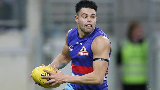 Jason Johannisen plays a key role in providing dash off halfback for the Bulldogs. Picture: Michael Klein