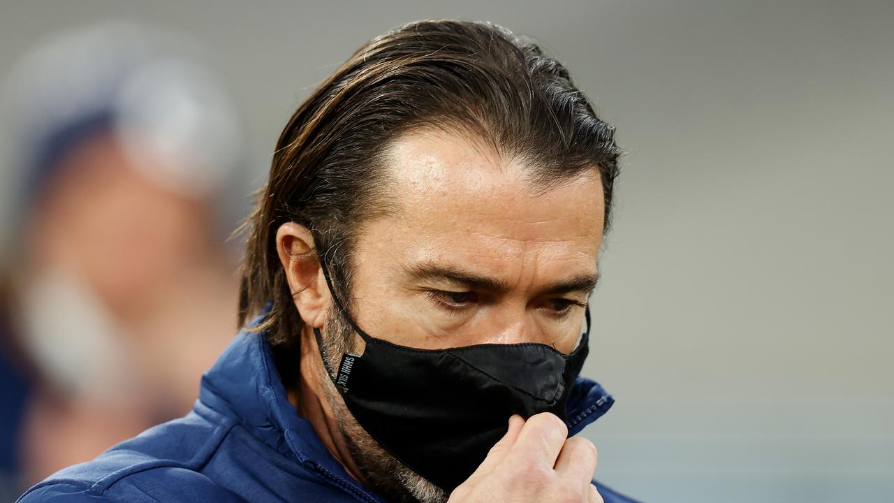 MELBOURNE, AUSTRALIA - JULY 25: Chris Scott, Senior Coach of the Cats looks on during the 2021 AFL Round 19 match between the Geelong Cats and the Richmond Tigers at the Melbourne Cricket Ground on July 25, 2021 in Melbourne, Australia. (Photo by Michael Willson/AFL Photos via Getty Images)