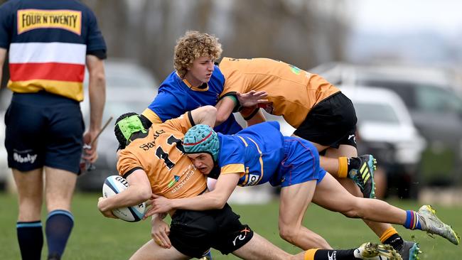 SYDNEY, AUSTRALIA - NewsLocal ,JULY 31, 2022: City vs Country Junior Rugby Union in Bathurst.U16 B Ella Cup, Sydney U16 Boys v NSW Country Picture: Jeremy Piper