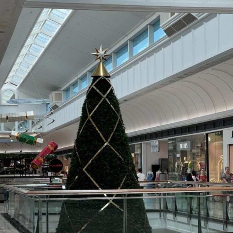 Westfield Mt Gravatt criticised for early festive decorations | The ...
