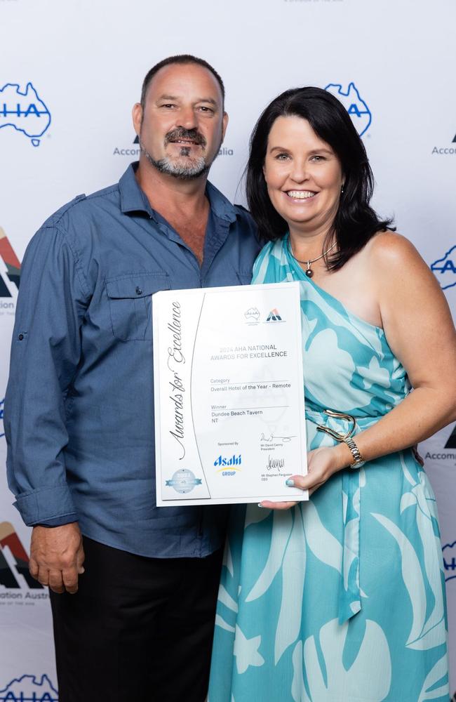 Dundee Beach Tavern has won Best Overall Hotel - Remote at the 2024 National Hospitality Awards. Operators Shannon and Andrew Pope hold the award.