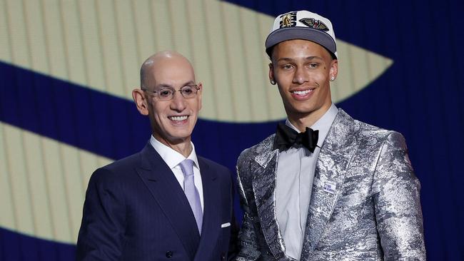 NBA commissioner Adam Silver (L) and Dyson Daniels. Picture: Sarah Stier/Getty Images