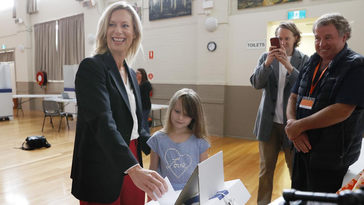 Labor leader Rebecca White with daughter Mia 7 cast her vote at Sorell Hall. Picture: NCA NewsWire/Nikki Davis-Jones