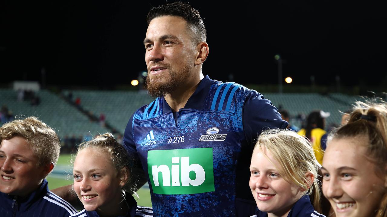 Sonny Bill Williams with fans after the Blues and the Sunwolves clash. 