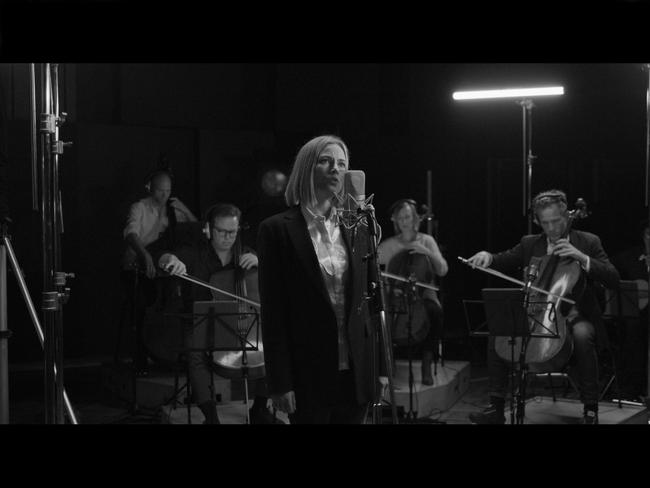 Satu Vanska and the Australian Chamber Orchestra in the ACO StudioCast, Bach and the Beyond