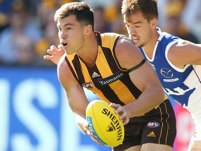 AFL. Round 3. 07/04/2019.  Hawthorn v North Melbourne at the MCG.  Hawthorns Jaeger O'Meara  breaks the stoppage 1st quarter     . Pic: Michael Klein.