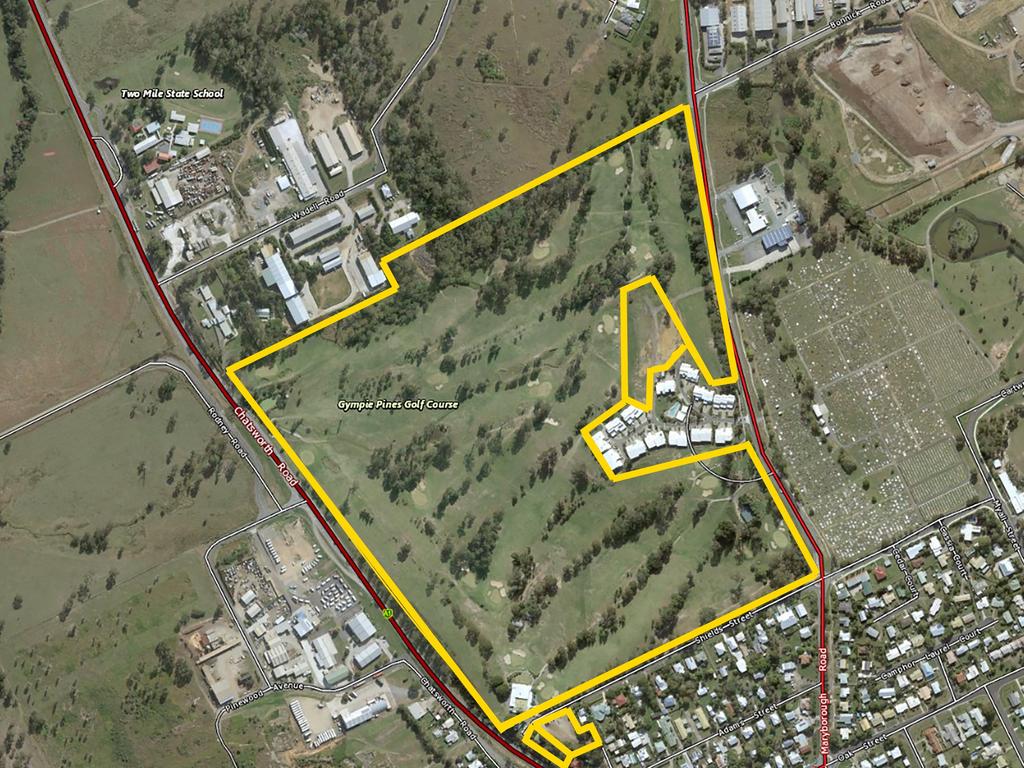 Clive Palmer considers buying Gympie Pines Golf Club | The Courier Mail