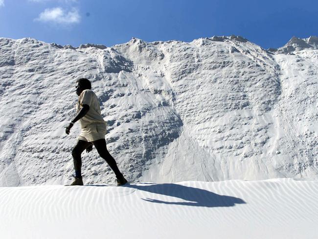 MAY 30, 2002 : Brian Covus one of the indigenous workforce at the Cape Flattery Silica Mine in Cape York, 30/05/02. Pic Graham Crouch.Queensland / Industry / Mining / Aborigine