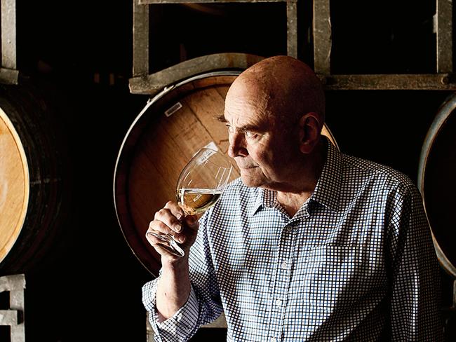 141122 TWAM EMBARGO FOR TWAM 22 NOV 2014 NO REUSE WITHOUT PERMISSION FEE APPLIES James Halliday tasting in his cellar  Pic : Julian Kingma Picture: Captioned As