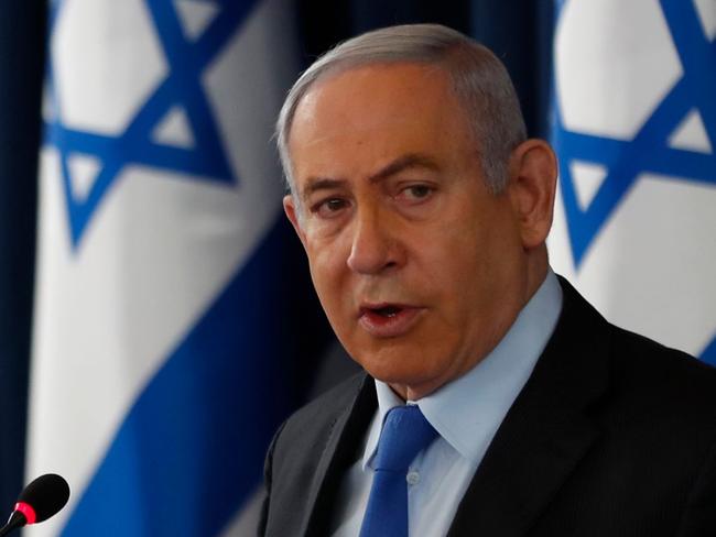 Israeli Prime Minister Benjamin Netanyahu chairs the weekly cabinet meeting in Jerusalem on June 28, 2020. (Photo by RONEN ZVULUN / POOL / AFP)