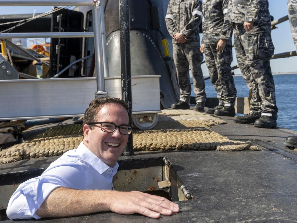 Matt Keogh MP Minister Defence Personnel embarks HMAS Rankin to meet the RAN crew of a sovereign training program to produce its next generation of submarine commanders at the inaugural Australian Submarine Command Course.