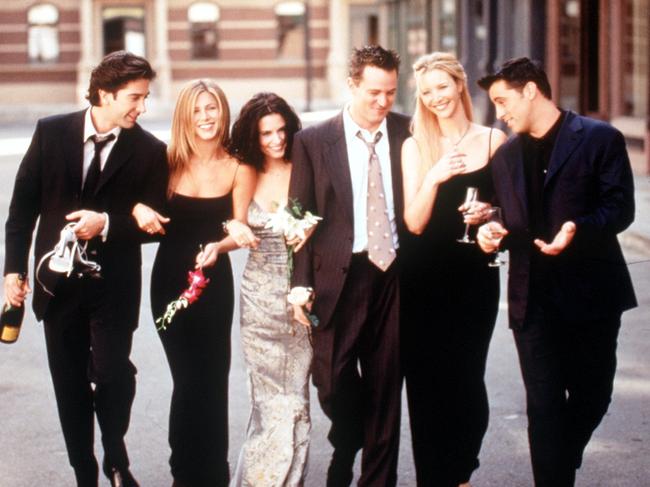 FILE - OCTOBER 28: Actor Matthew Perry, best known for his role in the TV show 'Friends,' has reportedly died at age 54, according to TMZ. The Cast Of "Friends" 1999-2000 Season. From L-R: David Schwimmer, Jennifer Aniston, Courteney Cox Arquette, Matthew Perry, Lisa Kudrow And Matt Leblanc.  (Photo By Getty Images)