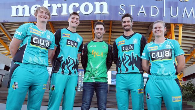 The Big Bash League is coming to Metricon Stadium this summer. Sammy-Jo Johnson, Matt Renshaw, Glenn Maxwell, Ben Cutting and Jess Jonassen. Picture: Richard Gosling