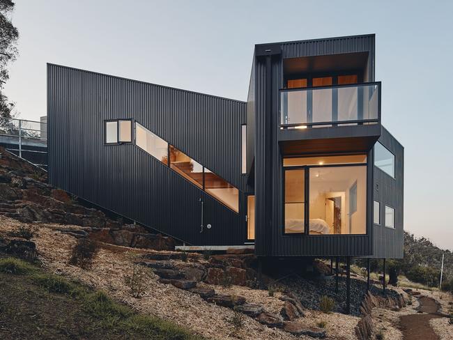 Y House - Andrew Simpson Architects - Wye River. 2021 Houses Awards shortlist - for Herald Sun realestate