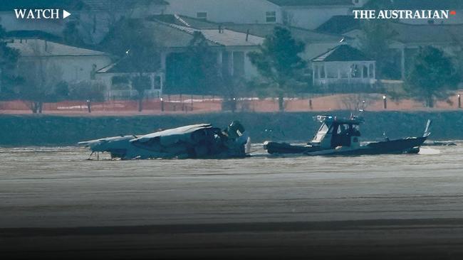 ‘Did you see that’ Air traffic audio captures DC plane crash     