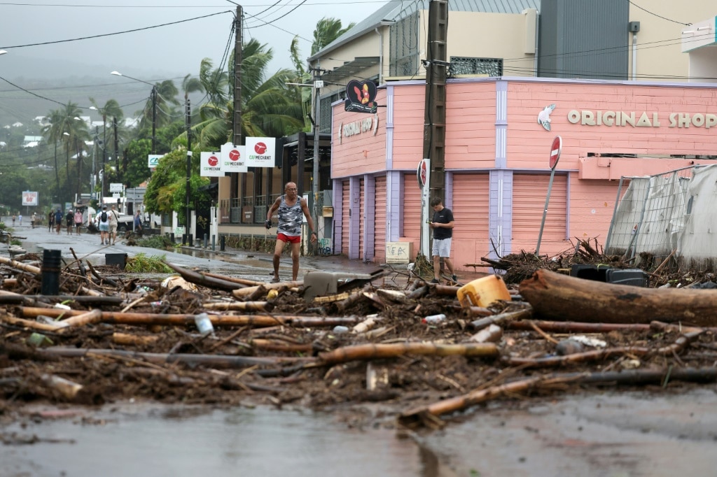 Cyclone death toll rises to four on La Reunion