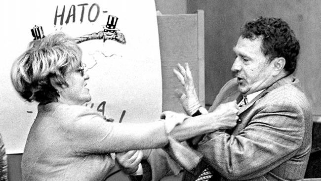 Russian deputies Yevgeniya Tishkovskaya and Vladimir Zhirinovsky clashed in 1995.