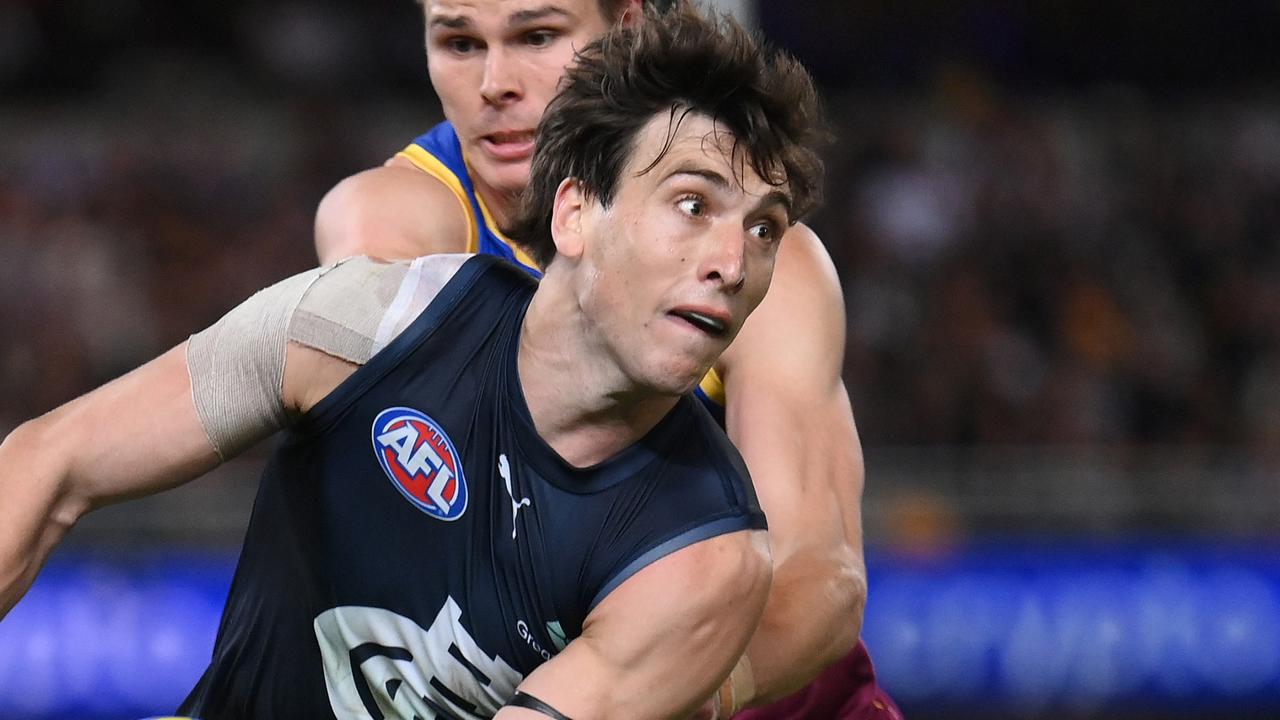 AFL Paddy Dow only uncontracted Carlton player after signings