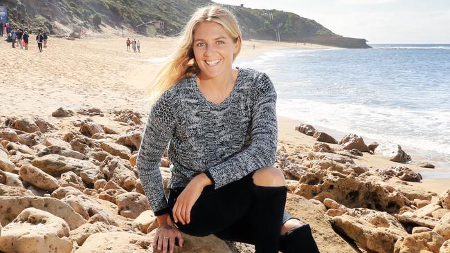 Aussie surfer Stephanie Gilmore‘s bid for a seventh world title has suffered a setback