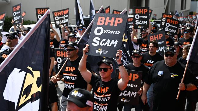 Union members send BHP a message. Picture: NewsWire