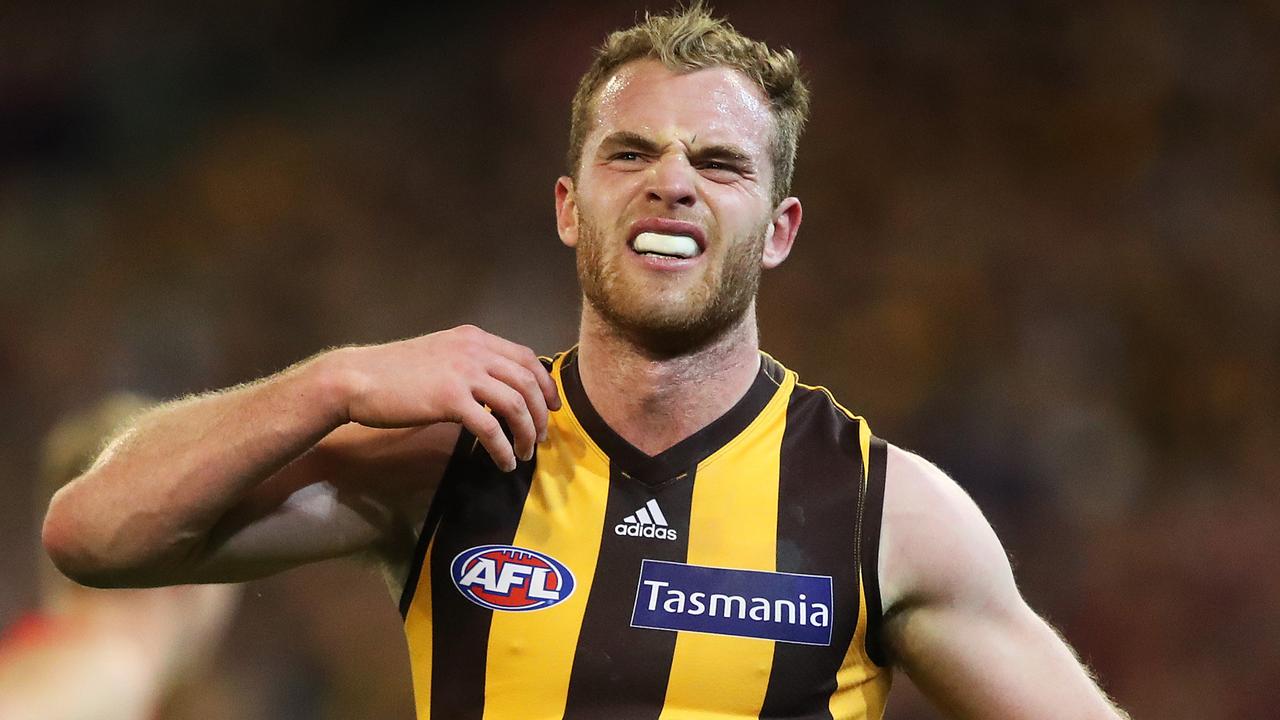 Hawthorn's Tom Mitchell injured shoulder during the AFL semi final match between the Melbourne Demons and Hawthorn at the MCG. Picture. Phil Hillyard