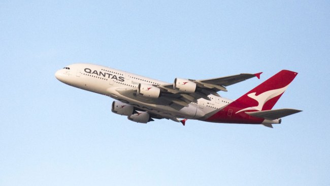 Qantas drops $999 return flights to the USA