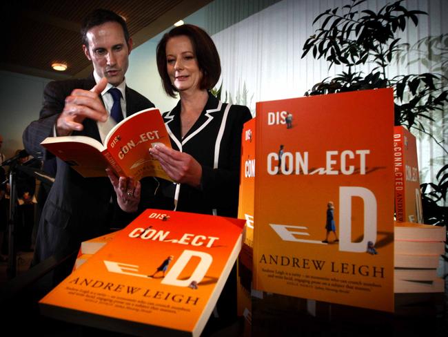 PM Julia Gillard with Andrew Leigh MP, federal member for Fraser who wrote a book about the way Australians live, including why we no longer know our neighbours.