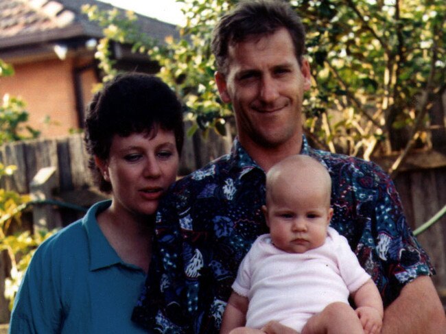 Sarah Folbigg with father Craig and mother Kathleen Folbigg.