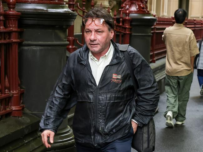 MELBOURNE, AUSTRALIA.NewsWire Photos. NOVEMBER 13, 2024. Emil Petrov outside the Supreme Court. Petrov is accused of killing his estranged wife Cindy Crosswaite in 2007. Picture: NewsWire/Ian Currie