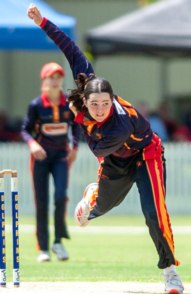 Lucy Hamilton in action for the Sunshine Coast Scorchers.