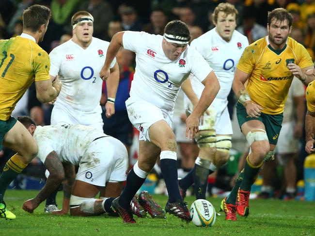 England Prevail Over Wallabies In Gritty Encounter On Aami Park ‘beach 