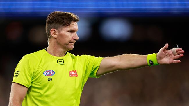 Simon Meredith has umpired on 186 consecutive weekends, his consistency leading to receiving the nod as the 2022 All-Australian field umpire. Picture: Dylan Burns / Getty Images