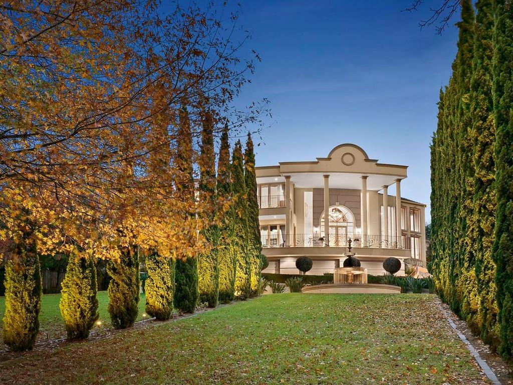 Melbourne’s No. 1 street: Fairview Ave, Wheelers Hill.