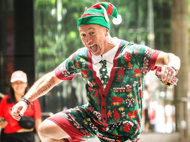 new  BRISBANE, AUSTRALIA - NewsWire Photos - DECEMBER 20, 2024: Darryl Dixon as Brisbane shops , parties, and dresses in all things Yule in the CBD.Picture: NewsWire / Glenn Campbell