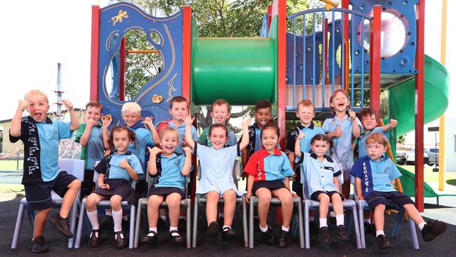 Biggera Waters MFY21 - Class R .Prep R: Back Row: Reid Ginnane, Nash Cuerden, Hunter Dell’Amico, Ethan Powell, Izrael Murtas, Oliver Tybergsson, Sienna Goodaer, Lachlan Tomlinson, Front Row: Ollie Shanks, Natalia Bland, Lily Hope, Ebony Andraos, Veronika Leifi, Maddison Dempsey, Levi Scanlon Photograph : Jason O'Brien