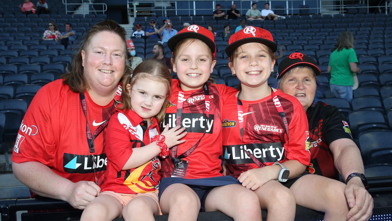 Candice, Evelyn, Lexi and Maddison Hulett and Joanne Rea. Picture: Alan Barber