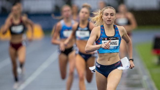 Hayley Kitching convincingly won at the Women's U20 800m FinalNSW, securing a place in Colombia. Picture: Julian Andrews