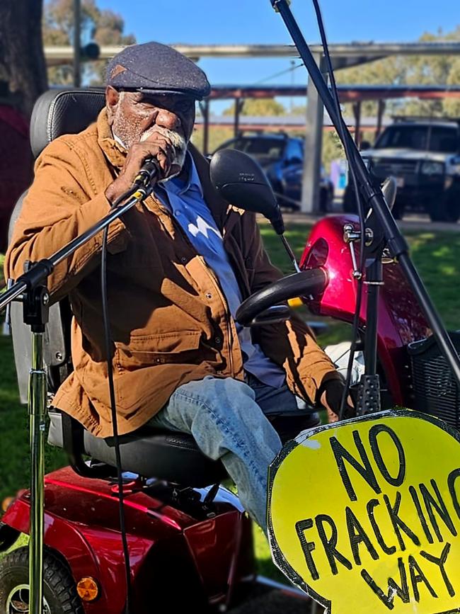 Warlpiri Elder Ned Jampijinpa Hargraves.