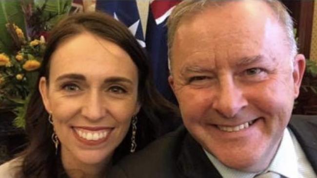 Anthony Albanese tweeted a picture of himself and Jacinda Ardern as he wished her well for the 2020 NZ election.