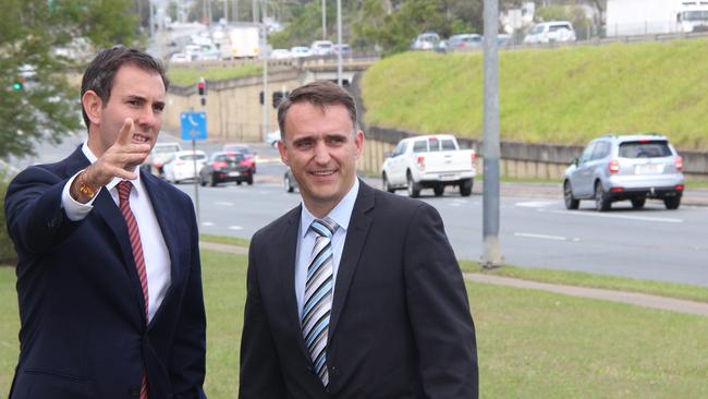 Federal Rankin MP Jim Chalmers and Labor candidate for Forde Des Hardman discuss M1 traffic issues. 