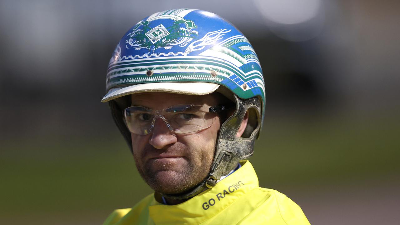 Top NSW driver swaps state allegiances for dual Oaks bid
