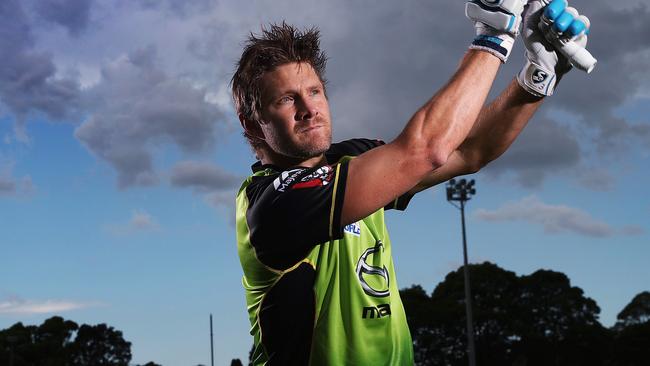 Shane Watson ahead of the 2017/18 Big Bash League. Picture. Phil Hillyard