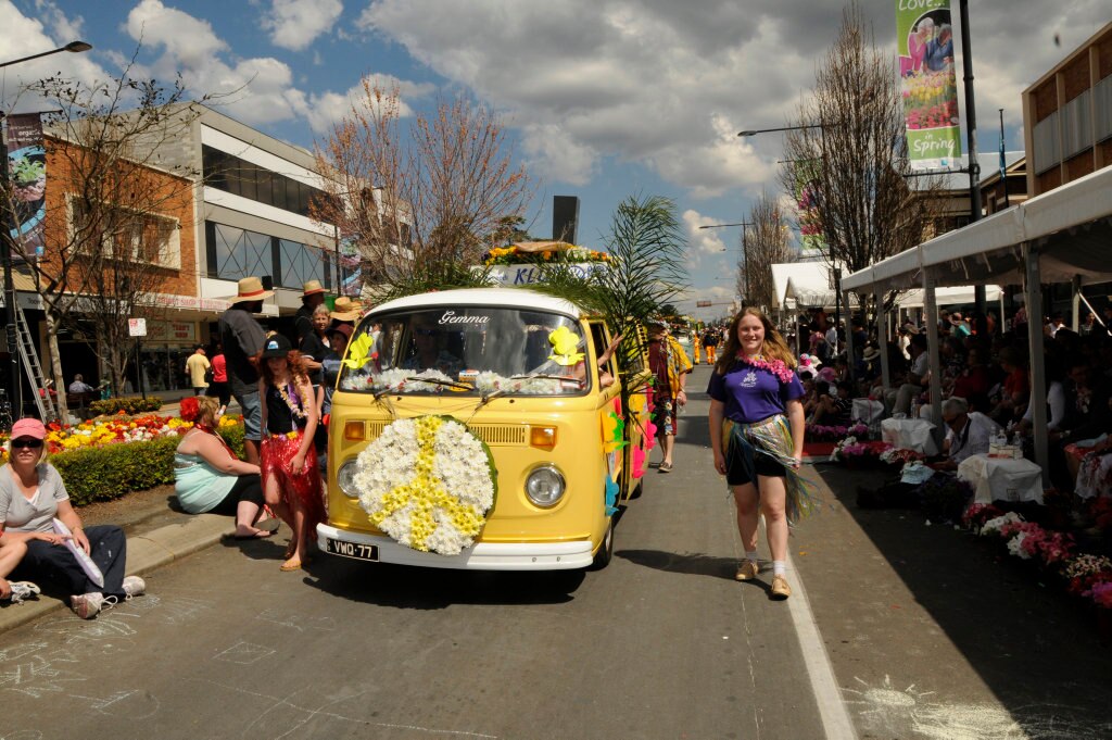 Carnival of Flowers 2012: Grand Floral Parade. Photo: Bev Lacey /The Chronicle