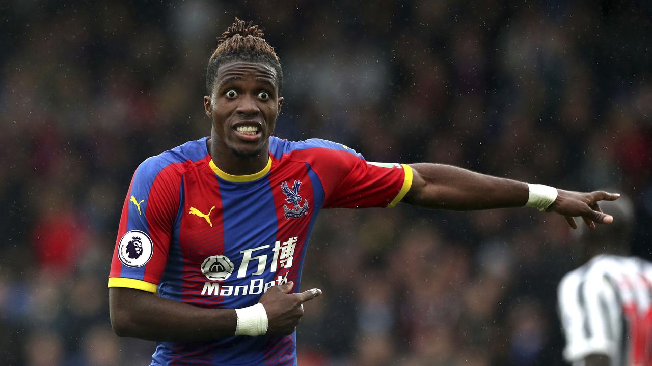 Former Crystal Palace manager Frank de Boar has compared Wilfried Zaha to Lionel Messi.