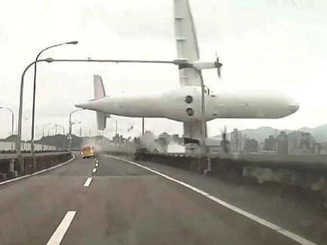 A screenshot from dashcam showing the crash of a TransAsia plane in Taiwan. Picture: Supplied.