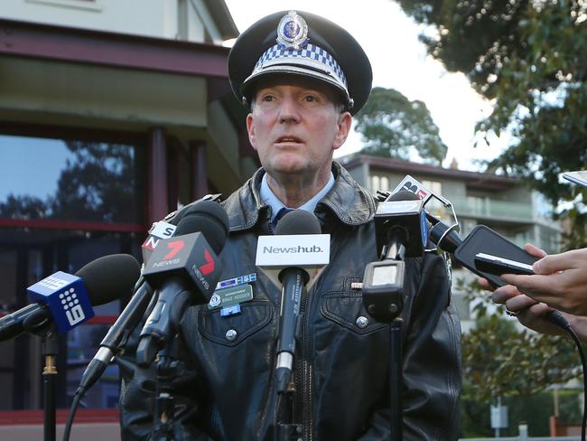 NSW police Superintendent Brad Hodder speaks about the discovery of a listening device found at the hotel where New Zealand is staying.