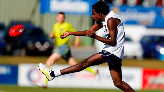 Essendon recruit Irving Mosquito playing for Country Victoria in 2016.